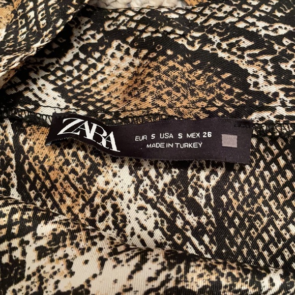 Zara mini snakeskin skort - Picture 4 of 4